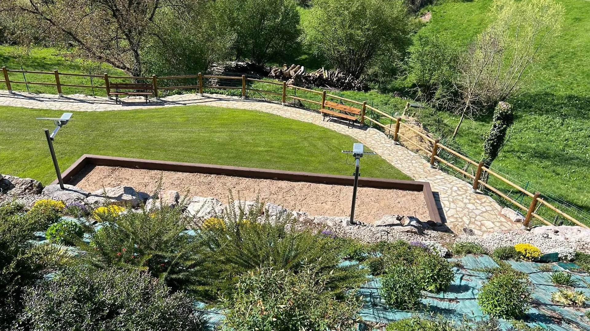 Σπίτι διακοπών Le Domaine Du Bez Gite De La Grise Piscine Sauna Hammam Spa Saint-Laurent-dʼOlt